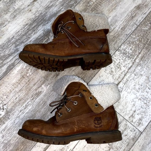 Womens Timberland Waterproof Roll Top Faux Fur Sherpa Lined Brown Boot Size 6 - Picture 1 of 4